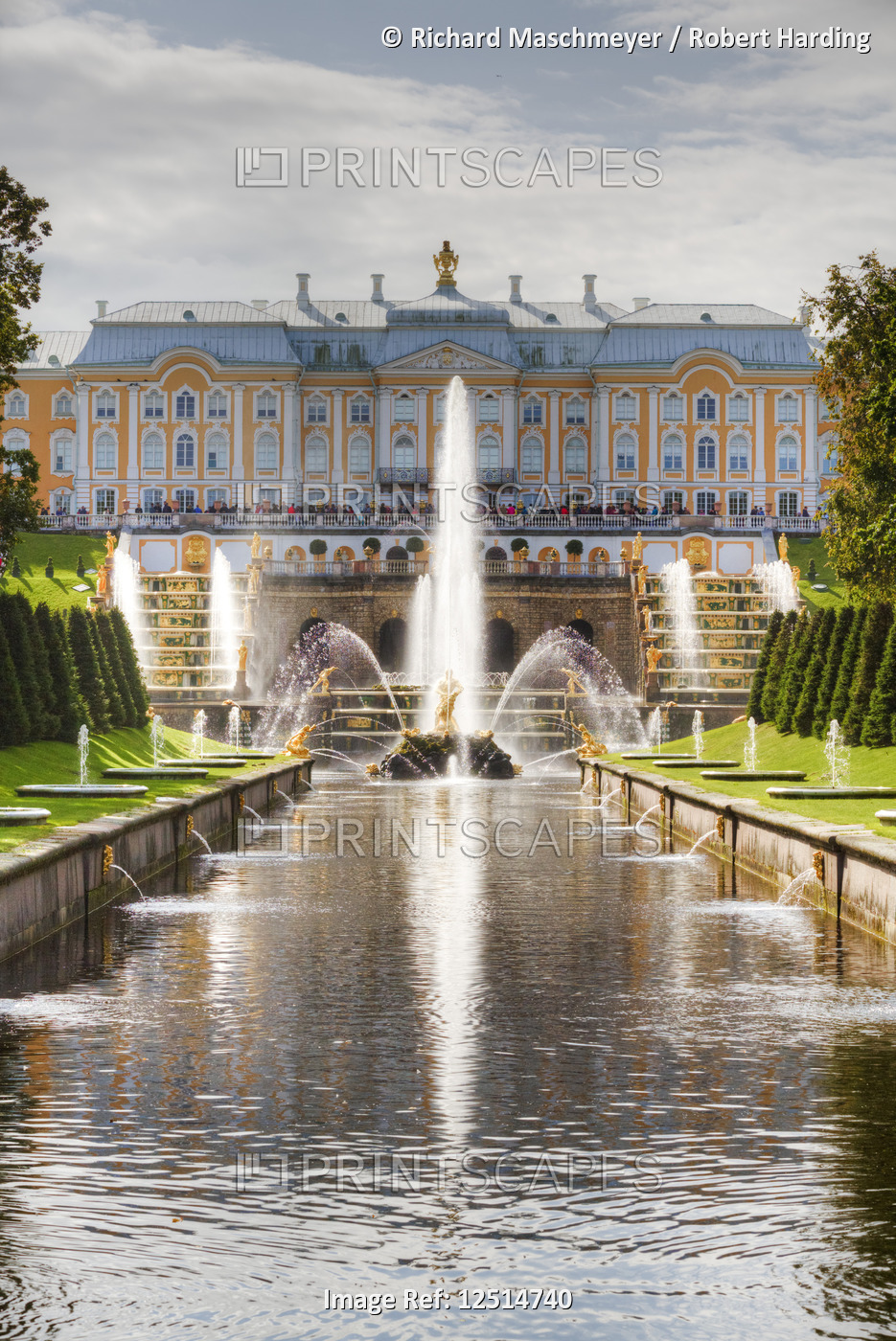 Samson Fountain, Great Palace, View from Sea Canal, Peterhof, UNESCO World Heritage Site, Russia