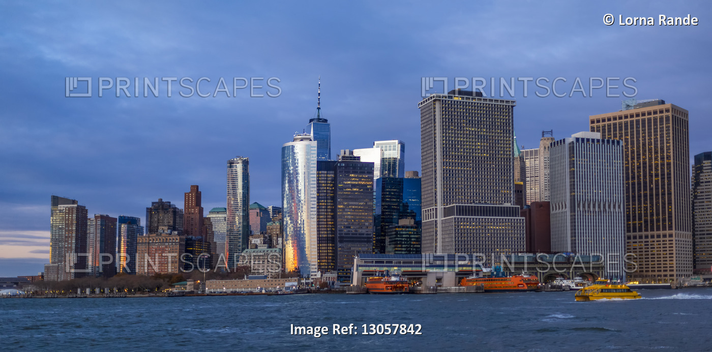 Manhattan, downtown New York City; New York City, New York, United States of ...